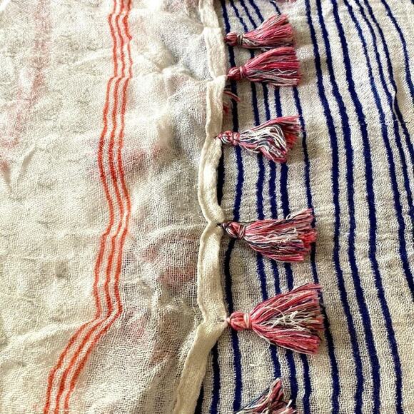 J. Mclaughlin red white blue striped scarf with tassel fringe. Very soft
C - Picture 4 of 8